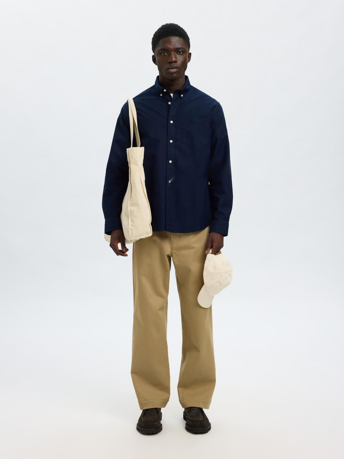 model_shot-creative